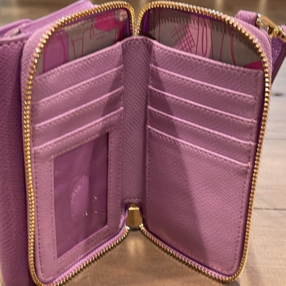 Vera Bradley Smartphone Wristlet Leather - Picture 5 of 7